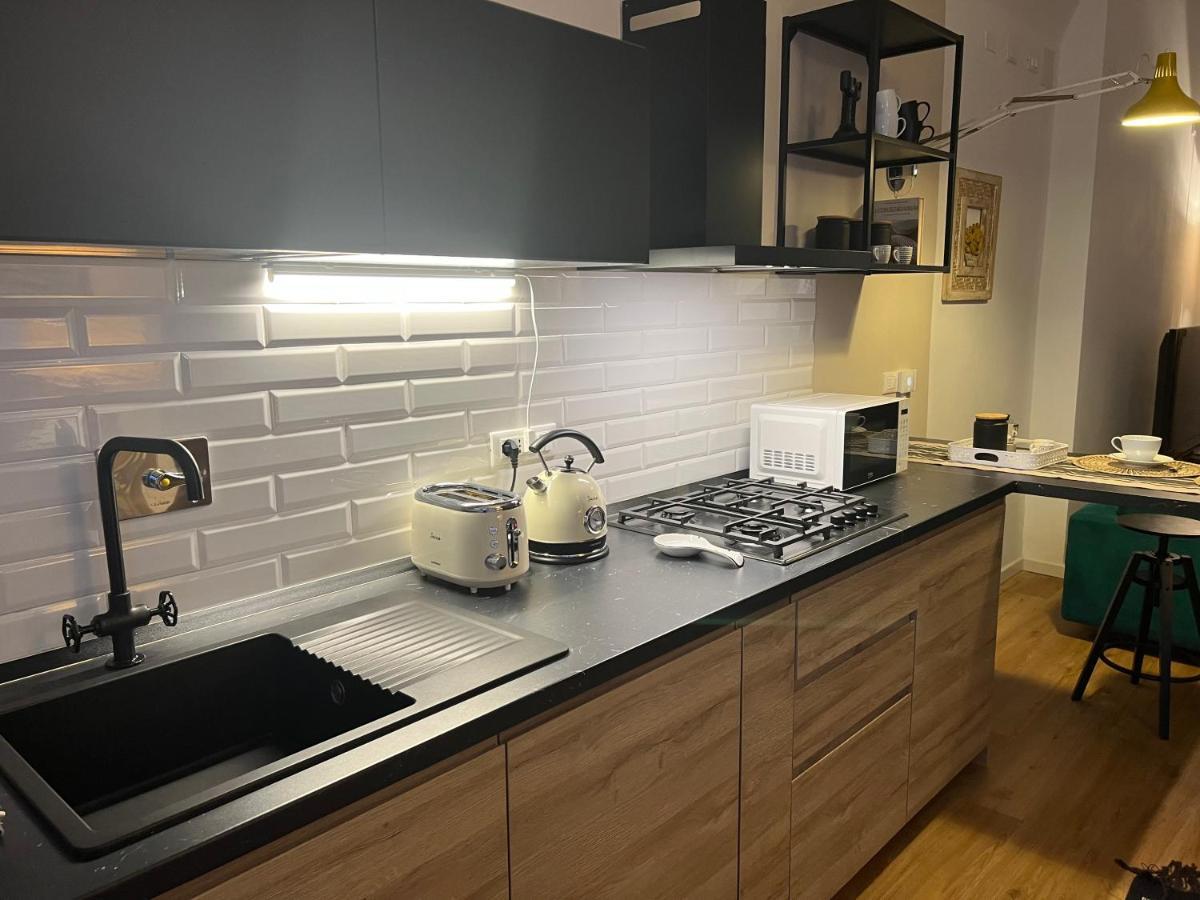 Апартаменты Housmart Senzanome 9/3 Болонья Экстерьер фото